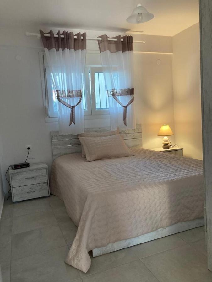 Petra-Elia Apartment Skála Foúrkas Екстериор снимка